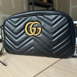 Gucci GG Marmont Crossbody Small Black Leather Crossbody